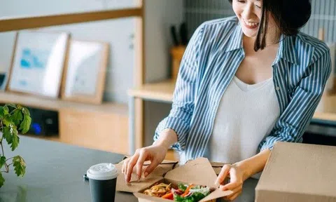 5 sai lầm ở độ tuổi 30 có thể khiến phụ nữ hối hận sau này, biết sớm để không vô tình tàn phá cơ thể