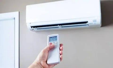 Ban đêm bật điều hòa bao nhiêu độ là tiết kiệm điện nhất? Dùng hơn 10 năm giờ tôi mới biết