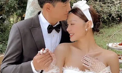 Không cần giấu giếm hay chụp lén, Minh Hằng chính thức công khai diện mạo bố của em bé trong bụng