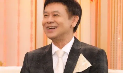 Nam danh ca đình đám showbiz Việt bị "tác động vật lý" ngay lần đầu bước lên sân khấu, phải "bảo trì" dây thanh đới