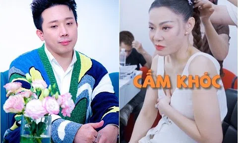 Trấn Thành lại nức nở dù bị ca sĩ nổi tiếng cấm khóc, đàn chị thốt lên: "Bắt đầu hả?"