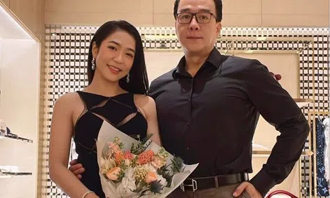 "Vua cá Koi" tay vẫn đeo nhẫn cưới, đều đặn đăng clip vợ Hà Thanh Xuân, "phản pháo" khi bị hỏi xoáy chuyện ly hôn