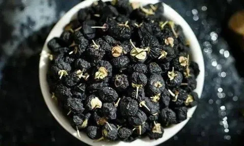 6 thực phẩm giàu dưỡng chất chống lão hoá mạnh hơn vitamin E gấp 50 lần, có món giàu canxi hơn sữa gấp 6 lần