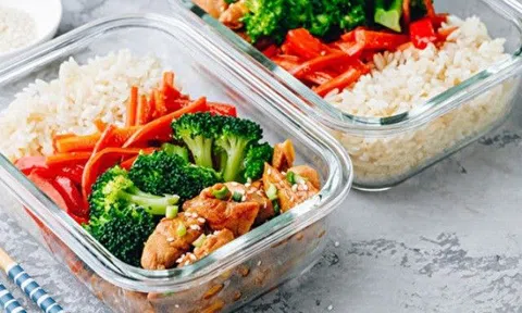 Có gì trong bữa cơm của bác sĩ Nhật Bản khiến 4 khối u gan biến mất trong 8 tháng?