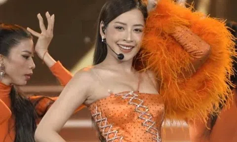 Chi Pu hát live tại Miss Grand Vietnam 2023: Khán giả Việt giờ khen nức nở, fan Trung Quốc chê sân khấu Việt Nam