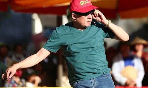 Nghệ sĩ hài Chiến Thắng: "Tôi thường xuyên đi diễn nên không có thời gian chơi với con"
