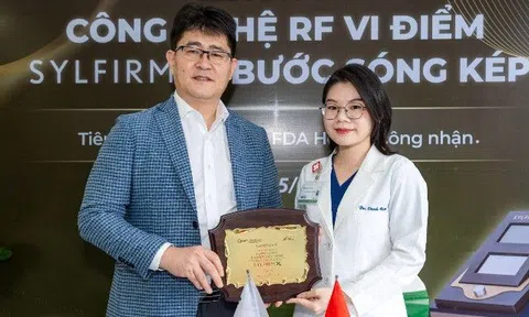 Ra mắt siêu phẩm vi kim bước sóng kép SYLFIRM X tại Doctor Acnes