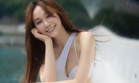 Nữ thần Hồng Kông eo thon hông quả táo, trẻ mãi chưa chịu già nhờ tập luyện liên hoàn