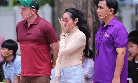 Chàng ca sĩ Tây được khán giả Việt yêu quý bậc nhất: "Gia đình không giàu có, phải đi làm xuyên đêm kiếm tiền học"