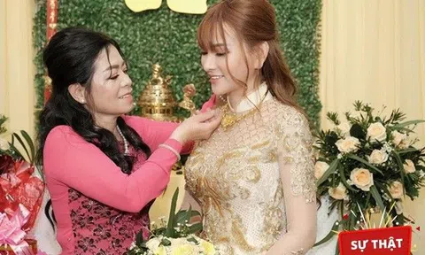 Nữ ca sĩ Việt ly hôn chồng đại gia, lấy chồng mới kém chục tuổi được mẹ chồng treo thưởng sào đất hơn 10 tỷ
