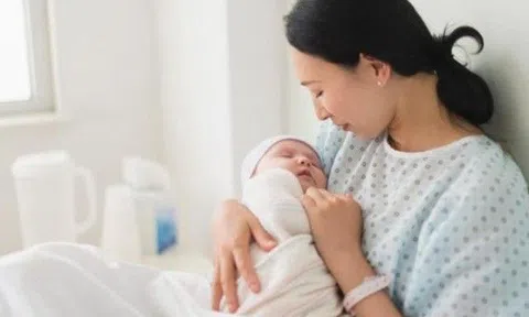 Vì sao ngày càng nhiều phụ nữ chưa đến 30 tuổi đã "chán yêu"?