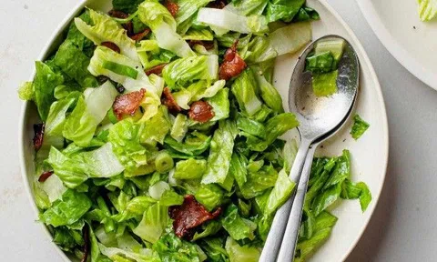 Loại rau là "thần dược" của giấc ngủ, mọc đầy vườn nhưng nhiều người chê vị ngái chẳng mấy khi ăn