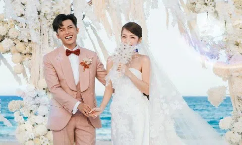 Khung cảnh hôn lễ "cổ tích" trên biển của Gin Tuấn Kiệt - Puka: Cô dâu khóc nức nở trong đám cưới