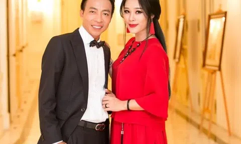 Ca sĩ Việt Hoàn ly hôn vợ trẻ kém 18 tuổi sau khi có 3 con chung, sống một mình tại nhà vườn 12.000 m2