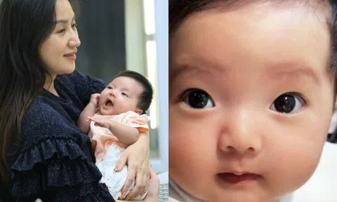 Lisa nhà Khánh Thi 2 tháng 1 tuần đã "đốn tim" với đường nét gương mặt thanh tú, má bánh bao "cưng xỉu"