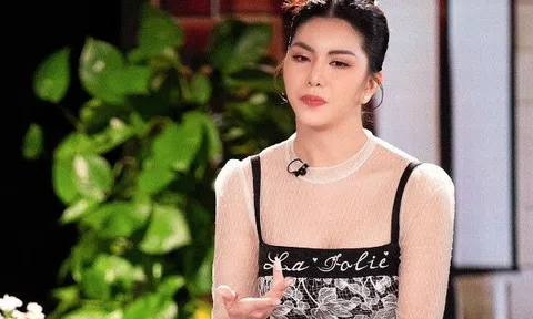 Hoa hậu kiêm tiếp viên hàng không xinh đẹp mất 3 năm giành quyền nuôi con sau đổ vỡ hôn nhân