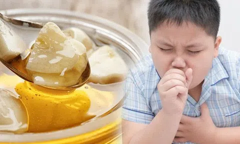 Phó giáo sư Mỹ không dùng kháng sinh, chỉ nhờ 2 nguyên liệu rẻ tiền chữa khỏi cảm cúm, ho mùa lạnh