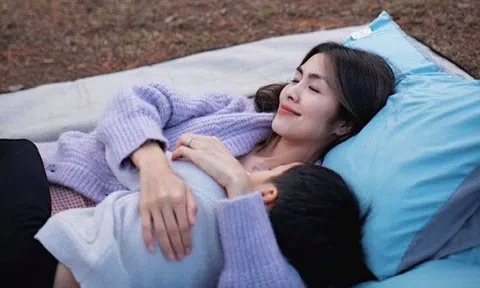 Con trai Tăng Thanh Hà 8 tuổi chưa tự ngủ riêng, câu trả lời khi được hỏi làm ai nghe cũng "tan chảy"