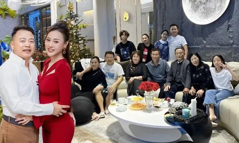 Shark Bình - Phương Oanh khoe ảnh ông sui bà sui 2 nhà sum họp, thái độ 2 con riêng thành tâm điểm