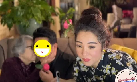 Mẹ ruột Thúy Nga đã chấp thuận nam ca sĩ đình đám là "con rể", mẹ đàng trai còn đề nghị nữ danh hài sinh con