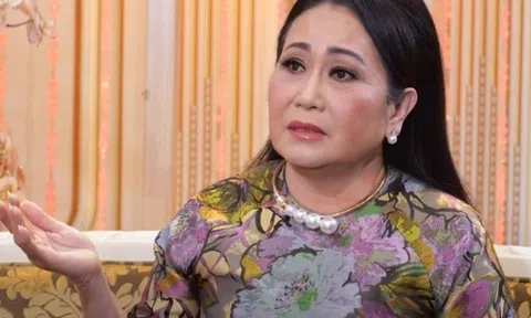 Nghệ sĩ Thanh Hằng vừa hát xong, khán giả đã dọn sẵn đò đưa con gái cô đi bệnh viện