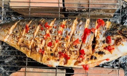 Ai cũng nói ăn cá tốt cho sức khỏe nhưng chăm ăn 2 loại cá này thì ung thư dễ gõ cửa sớm