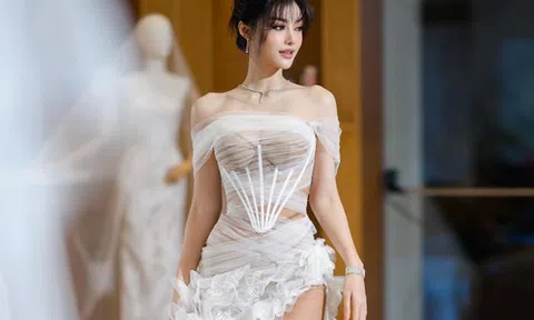 Từng nhờ bác sĩ sửa sang vòng 1, người đẹp Quảng Nam nay vất vả che chắn