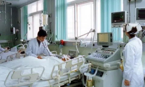 Cặp vợ chồng trẻ cùng lúc mắc ung thư gan, bác sĩ thẳng thắn nói loại quả này có cho không cũng đừng ăn