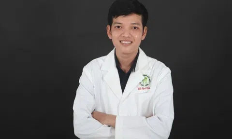 Bác sĩ Phạm Quí Thanh và phương châm "Bảo toàn răng thật cho bệnh nhân"