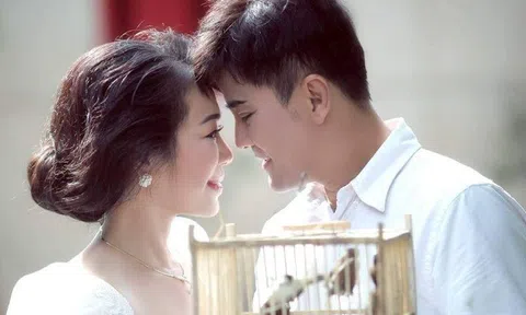Danh ca Chế Thanh nói về bà xã kín tiếng: "Lúc mới cưới, vợ tôi rất lấn cấn vì quanh tôi có quá nhiều fan nữ"