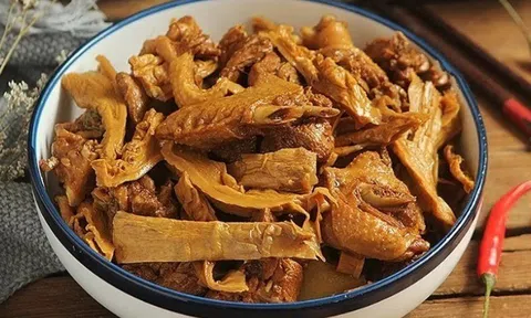 4 loại thực phẩm hay dùng dịp Tết dễ ẩn chứa hóa chất, chuyên gia dạy cách xử lý để não không ngấm chất độc