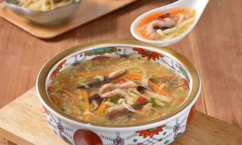 Nghỉ Tết liên tục ăn món canh này, người phụ nữ giật mình khi phát hiện buồng trứng đầy nang