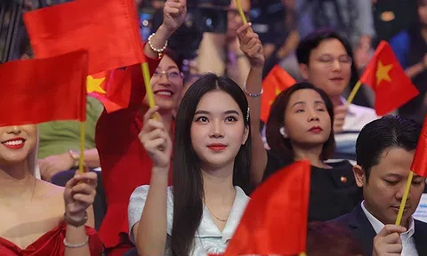 Nhan sắc cô gái có gương mặt đẹp hơn Hoa hậu Việt Nam, tuổi đôi mươi đi lấy chồng