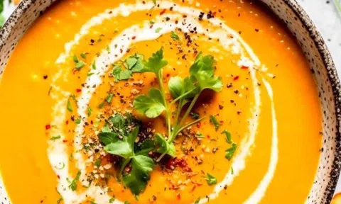 Loại rau là "vua thải độc tố" nhưng kết hợp với thịt lợn, trứng lại gây hại, nhiều người vẫn nấu thường xuyên