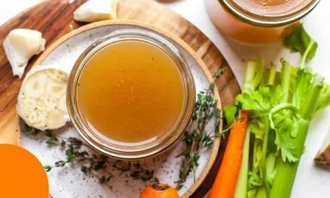Điều gì xảy ra với cơ thể nếu ngày nào bạn cũng dùng nước hầm xương?