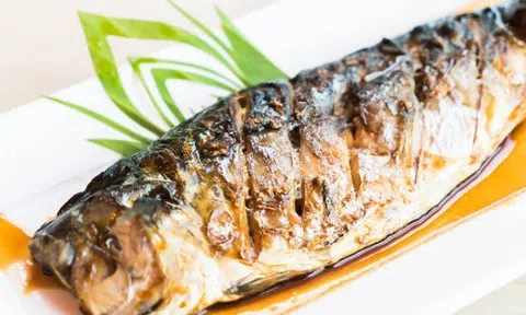 Loại cá được chuyên gia cho 2 con ăn nhiều nhất để thông minh hơn, đỗ vào trường top đầu, thế giới cũng phải khen ngợi