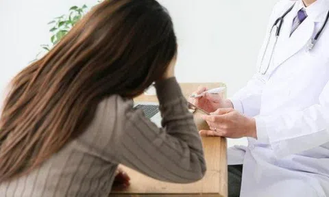 Cô gái 24 tuổi gục xuống khi bị chẩn đoán ung thư gan, bác sĩ chỉ ra dấu hiệu cơ thể cô từng chủ quan bỏ qua