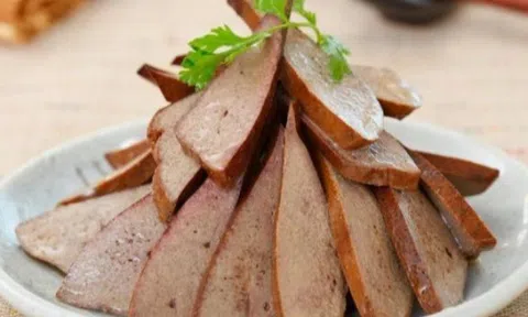 Trẻ con ăn gan có tốt không? Bác sĩ chỉ dẫn cách ăn gan không lo nhiễm độc vào cơ thể