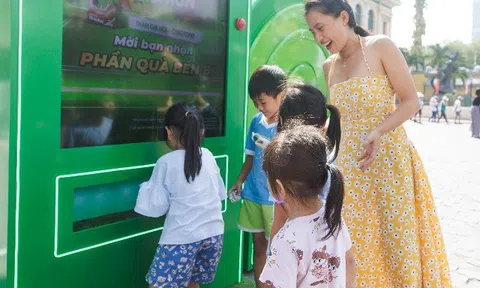 MILO tiếp sức bền cho hàng nghìn mẹ và bé tại viên pin khổng lồ