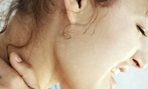 Cơ thể bỗng phình to ở 5 chỗ này, đừng chần chừ tới viện nếu không muốn phải hối hận về sau