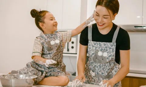 Trà Ngọc Hằng từng mất 10 ngày để quyết định giữ con, gần như phá sản khi mang thai bé Sophia