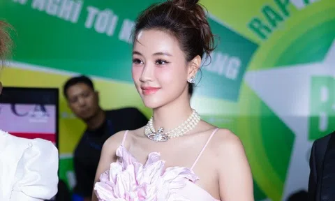 Maya khoe dáng đẹp hút mắt sau khi giảm cân, tái xuất làng giải trí