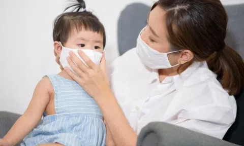 Vững tâm để con được ốm tự nhiên