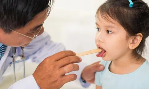 Trẻ dễ bị ốm khi ở phòng máy lạnh? Đây là nhiệt độ "lý tưởng" nhưng nhiều gia đình bật chênh cả chục độ
