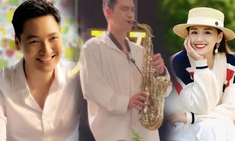 Việt Anh trổ tài thổi kèn khiến bạn thân Lã Thanh Huyền ngỡ ngàng, Mạnh Trường nhìn kỹ thấy "vật thể lạ"