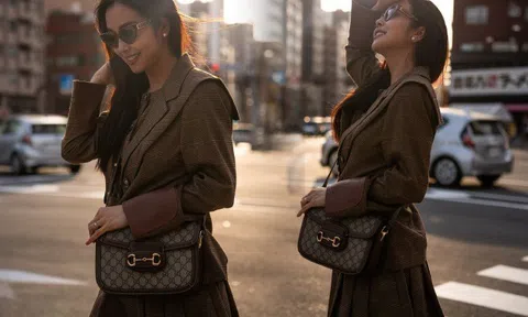 Ngẩn ngơ ngắm Jennifer Phạm hóa nữ sinh Nhật khoe nụ cười tỏa nắng, là mẹ 4 con chồng đại gia vẫn si mê