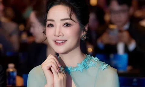 Hoa hậu không người kế vị Giáng My khoe sắc vóc "không tuổi", đi chấm thi sắc đẹp