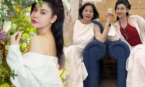 Mẹ ruột Trương Quỳnh Anh từ Mỹ về sau chuyến bay "lung lay", nhan sắc này con gái muốn không xinh cũng khó