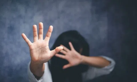 Tại sao nhiều phụ nữ bị bạo hành nhưng vẫn không rời đi?