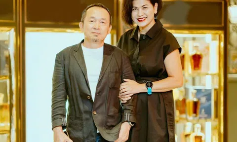 Quốc Trung chồng cũ Thanh Lam tuyên bố đám cưới với bạn gái gần 20 năm là "hơi xa xỉ và không cần thiết"